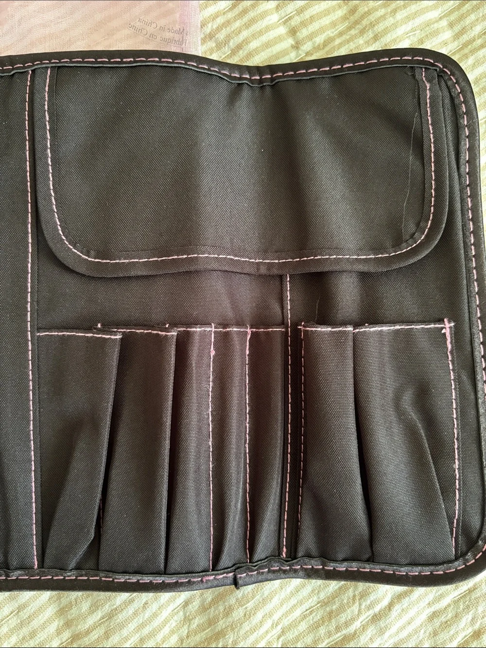 3/30$ 🦋 Mary Kay Signature Black and Pink Travel makeup Brush Set with Case